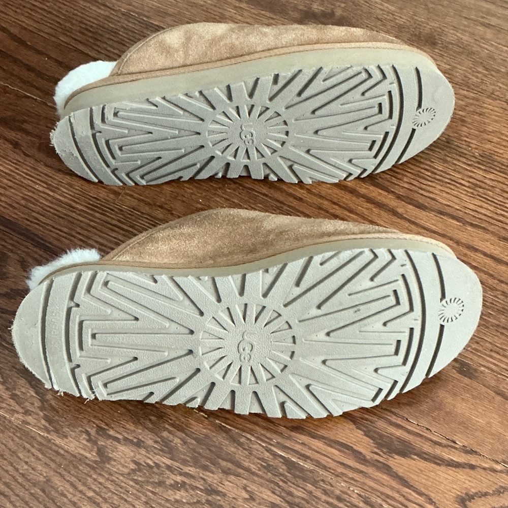 UGG Chestnut Suede Slippers with Plush Lining (Discoquette Slide Slipper) Size 9 - Picture 3 of 3